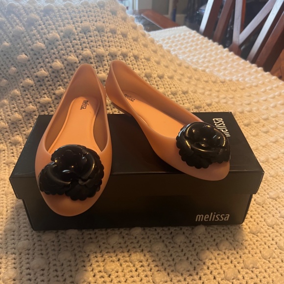 NWT ⭐️MELISSA ⭐️ Doll Fem Pink/Black Size 8 - Picture 3 of 7